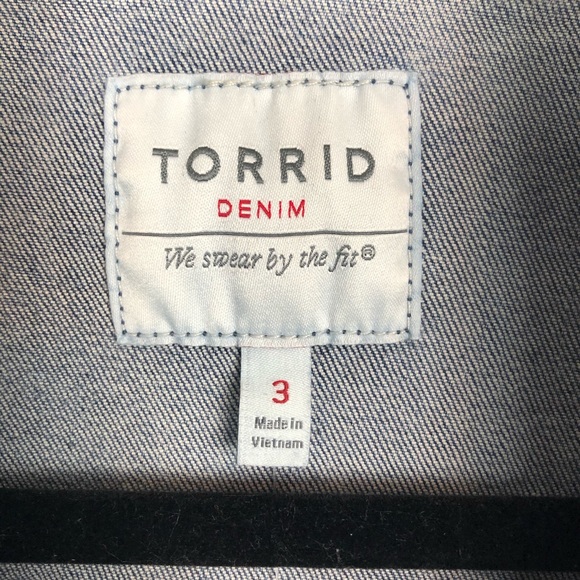 Torrid Medium Wash Crop Denim Vest - Picture 7 of 11
